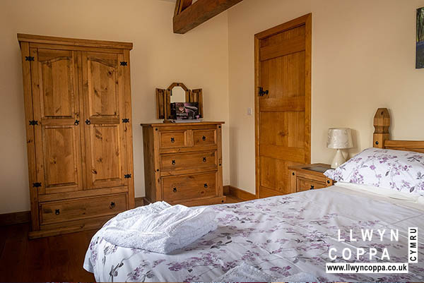 Bedroom The Cowshead